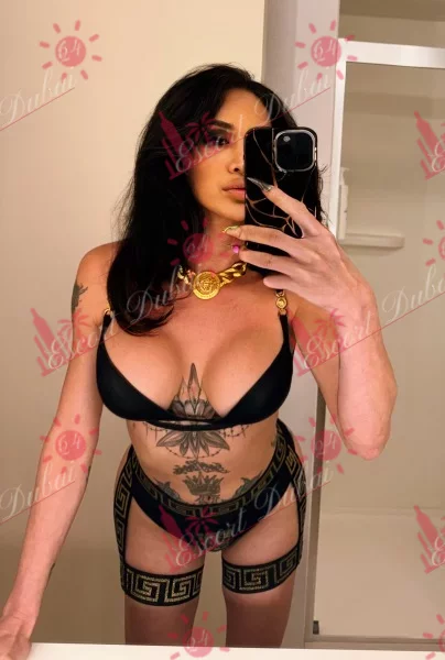 Danielle, 30 years old, 170 cm, medium