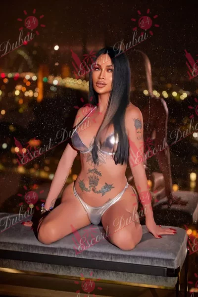 Danielle, 30 years old, 170 cm, medium