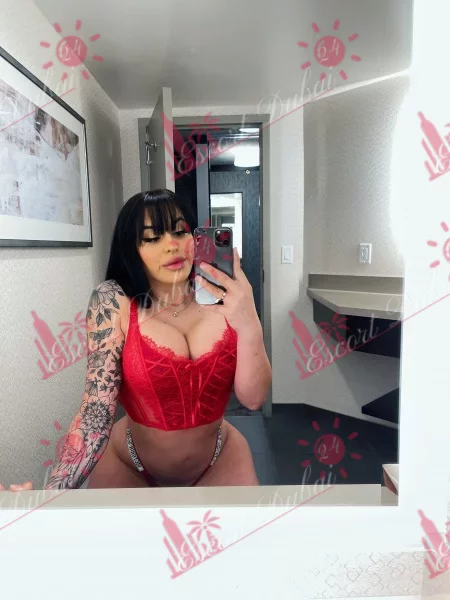 Gia, 20 years old, 167 cm, large